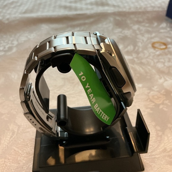 Casio Stainless Steel Sports Watch - Picture 4 of 5